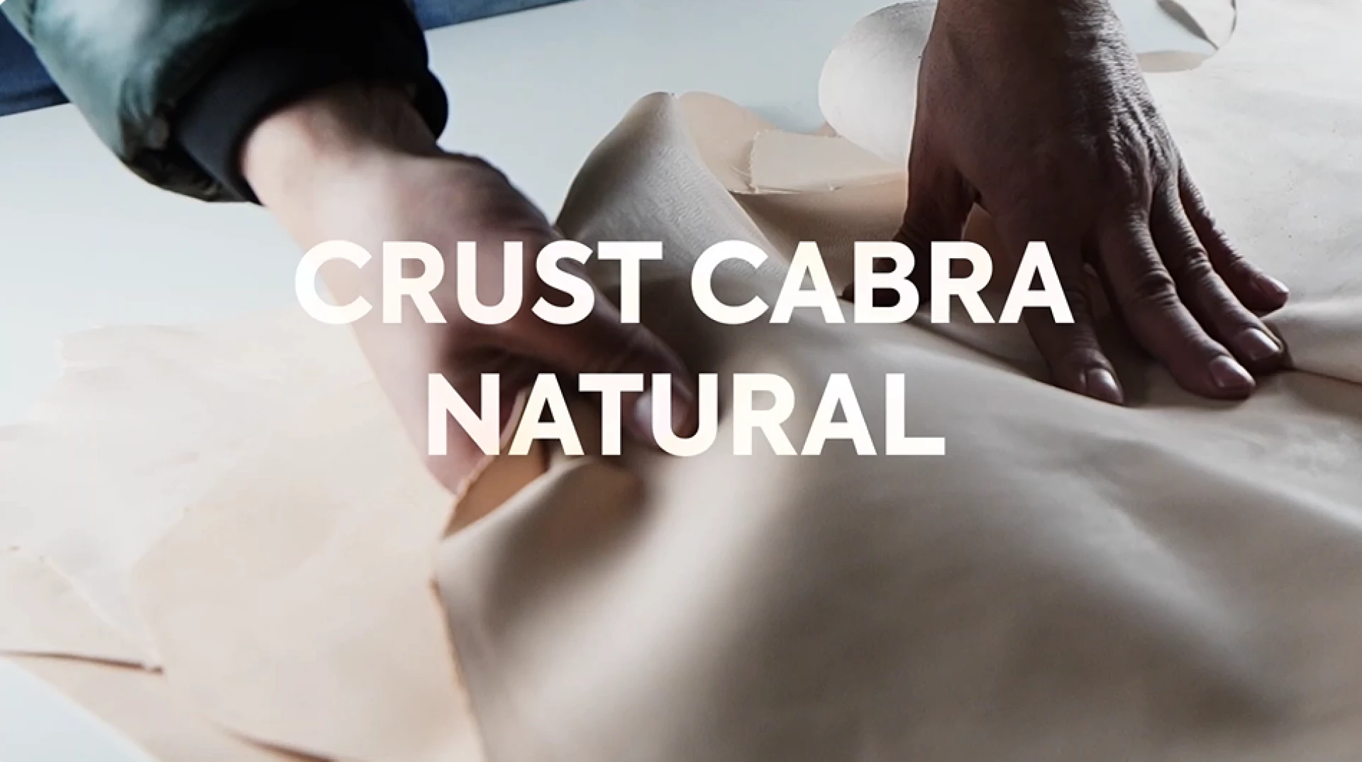 CRUST CABRA NATURAL  Cantidad: 180000 pies  Grosor: 0.7/0.9 